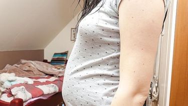 Continúa libre la mujer que le dio una paliza a su hija adolescente embarazada