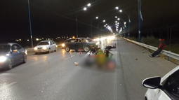 Quiso esquivar un control policial sobre Ruta 40, en Albardón, y terminó chocando con una moto. Quiso esquivar un control policial sobre Ruta 40, en Albardón, y terminó chocando con una moto.