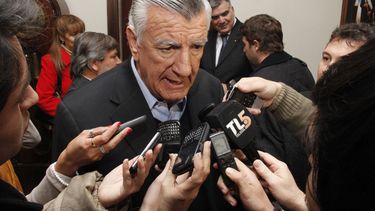 Gioja dijo que habría que enjuiciar a San Emeterio por justificar la fuga de represores