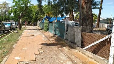 Las pistorescas casas del predio de la ex Villa Ferroviaria se transformarían en restoranes, según el plan de Baistrocchi.