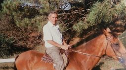 El Indio Bustos por Tiempo de San Juan: Un abogado de arco y flecha