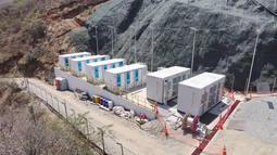 Cómo se ven las baterías de energía solar en un proyecto de Perú (foto facilitada por EPSE). Cómo se ven las baterías de energía solar en un proyecto de Perú (foto facilitada por EPSE).