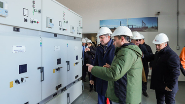 Orrego estampó la firma para un proyecto clave en la transformación energética de San Juan