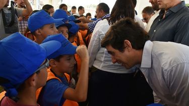 Baistrocchi se dio una vuelta por las colonias