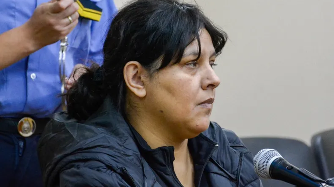 Condenaron por cinco estafas a la cajera sanjuanina que hizo compras con las tarjetas de crédito de sus clientes Condenaron por cinco estafas a la cajera sanjuanina que hizo compras con las tarjetas de crédito de sus clientes