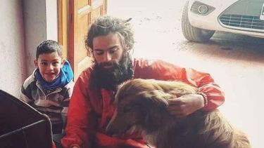 ¿Te acordás de Mencho, el perro viajero? Necesita tu ayuda