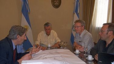 Paneles Solares: Gioja se reunió con empresarios alemanes