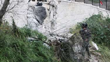 un misil irani impacto en la ciudad vieja de jerusalen, uno de los epicentros sagrados del judaismo, cristianismo y del islam un misil irani impacto en la ciudad vieja de jerusalen, uno de los epicentros sagrados del judaismo, cristianismo y del islam