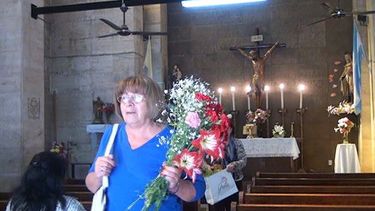 Por el día de los Fieles Difuntos mucha gente visitó el Cementerio de la Capital