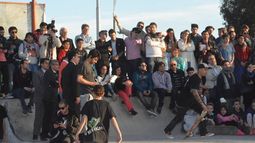 Los chicos se adueñaron del Skate Park