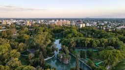 El Parque de Mayo de San Juan, en medio de profundas transformaciones. El Parque de Mayo de San Juan, en medio de profundas transformaciones.