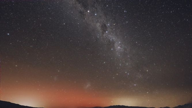 Auroras australes en San Juan. Fuente: Observatorio Astronómico Félix Aguilar (OAFA)