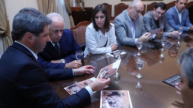 El Gobierno Provincial subsidiará la extracción en el cementerio de dinosaurios