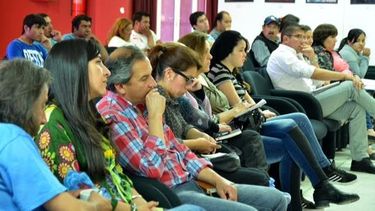 Barrick impulsa una incubadora de empresas