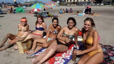 Sanjuaninas emancipadas disfrutan “solas” de las playas serenenses