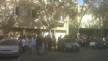Amenaza de bomba y falsa alarma en escuela