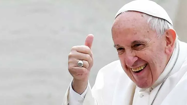 El papa Francisco se está recuperando de una neumonía bilateral.