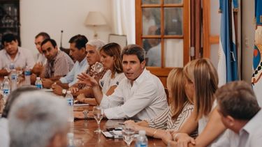 El gobernador, junto a los 19 intendentes, trabajarán en conjunto para prevenir el coronavirus en San Juan