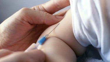 Atención vecino, operativo de salud pediátrico en Iglesia