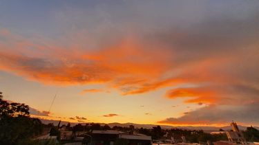 ¿Zonda suave pero con calor? Mirá cómo estará el tiempo este viernes en San Juan