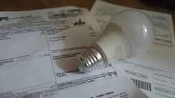 Subsidios de luz: el EPRE pidió que San Juan sea reconocida como “zona muy cálida” para elevar el tope de consumo eléctrico subsidiado durante el verano. Subsidios de luz: el EPRE pidió que San Juan sea reconocida como “zona muy cálida” para elevar el tope de consumo eléctrico subsidiado durante el verano.