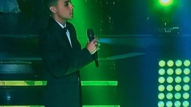 ¡Guarda Cabré! Un sanjuanino le cantó a Laurita Fernández