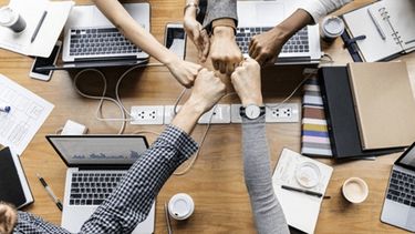 Nueva propuesta para potenciar el trabajo de jóvenes emprendedores