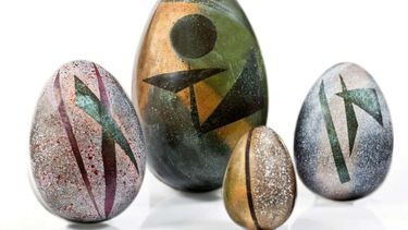 El arte de los chocolatiers en huevos y conejos de Pascua