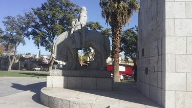 Los secretos del monumento a Juan Jufré