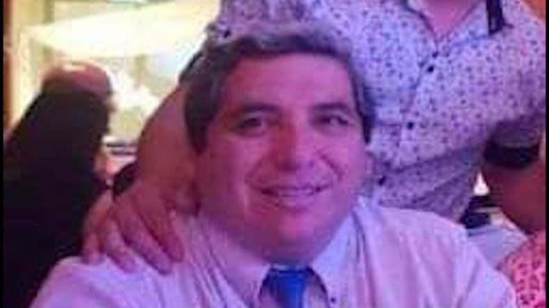 El imputado. Este es Mario Guzmán, el profesor y director de escuela que actualmente se encuentra preso.