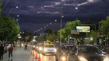 Habilitaron iluminación led en otro tramo de la avenida José Ignacio de la Roza