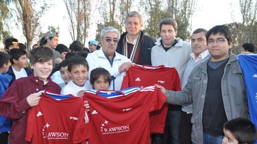 El histórico Club de la Villa Hipódromo tiene su nuevo playón