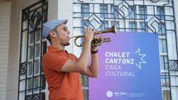 Elmer Meza ultima detalle para una nueva edición del Jazz Day, en esta oportunidad con el Chalet Cantoni como sede. Elmer Meza ultima detalle para una nueva edición del Jazz Day, en esta oportunidad con el Chalet Cantoni como sede.