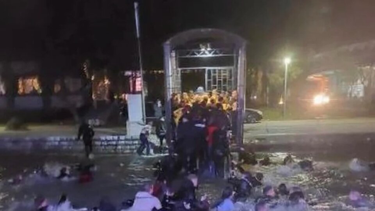 Los náufragos del barco-boliche