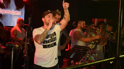 Hugo Flores, el cantante de la banda, confirmó el robo que sufrieron el fin de semana. Hugo Flores, el cantante de la banda, confirmó el robo que sufrieron el fin de semana.