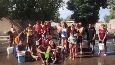 Vecinos de Alto de Sierra organizaron la clásica chaya de Carnaval: mirá el video