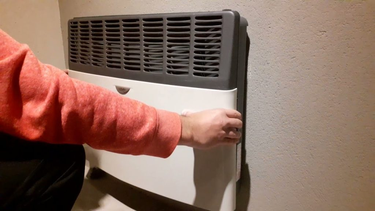 Previo a la llegada del frío es el momento ideal para controlar el funcionamiento de los calefactores. Cómo se realizan los service es San Juan y cuánto sale la tarea.&nbsp;