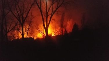 Lo que el Zonda nos dejó: 45 incendios y varias familias afectadas