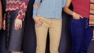 Por qué muchos pantalones de mujer llevan bolsillos falsos