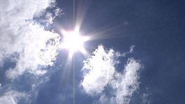 El invierno arranca con máxima de 18º y cielo algo nublado