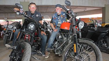 Son chilenos y atravesaron todo el país para participar en la fiesta de las Harley Davidson