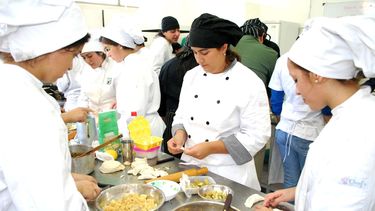 Un referente local de gastronomía sanjuanina formará profesionales en una novedosa carrera de la Universidad Católica de Cuyo