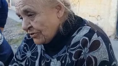 El desgarrador pedido de la madre de la motociclista herida en Rawson: Sus tres hijos la necesitan