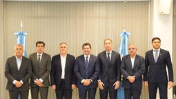 Orrego recibió a gobernadores y firmó convenios clave con Santa Fe y Mendoza para potenciarla industria y seguridad Orrego recibió a gobernadores y firmó convenios clave con Santa Fe y Mendoza para potenciarla industria y seguridad
