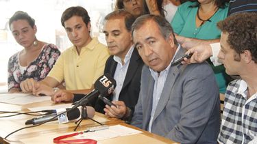 FNS: Vota a tu candidata y ganate una moto