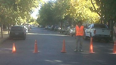 Cortaron la Libertador para pintar las líneas de señalización