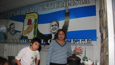 Los inundados rezagados que viven en una sede del PJ