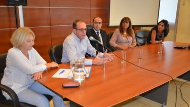 Con referentes del país y América Latina, San Juan debate sobre el VIH Sida