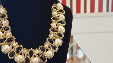 Sugerencia de viernes: perlas y brillo con WatchMe