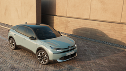 El nuevo Citroën C4 híbrido ya está en San Juan: descubrilo en Citroën Lorenzo El nuevo Citroën C4 híbrido ya está en San Juan: descubrilo en Citroën Lorenzo